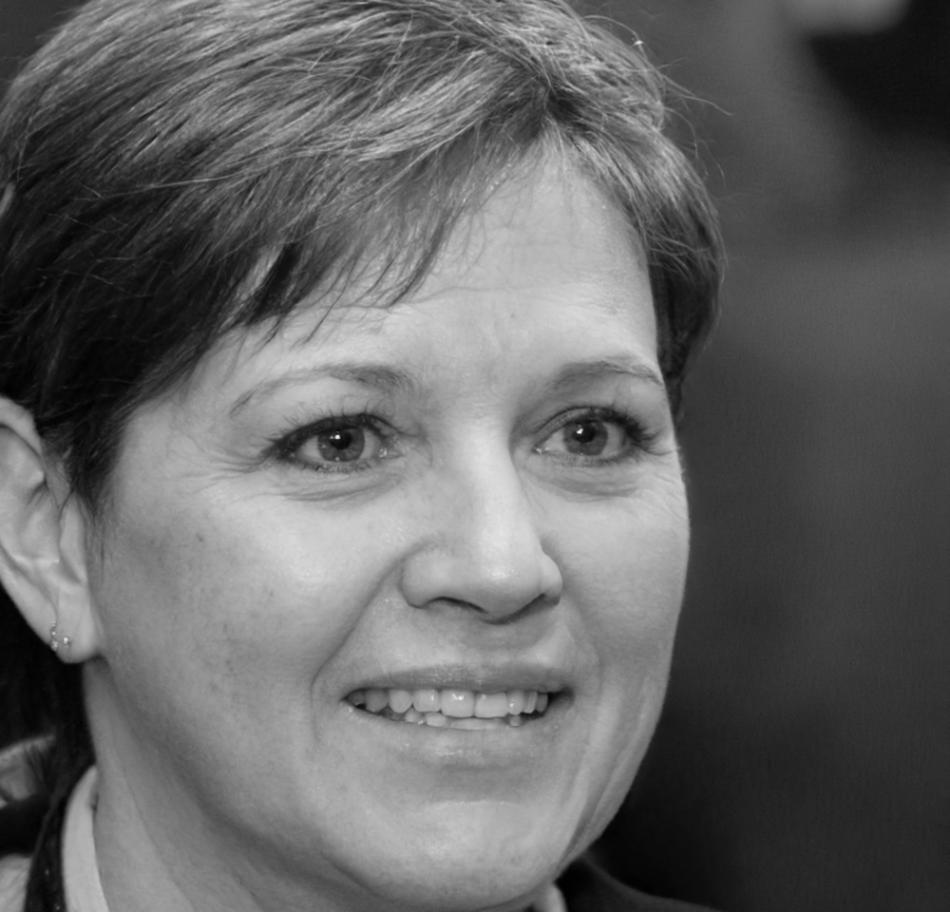 Professional headshot of Senna Rodriguez